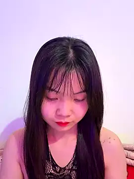 Snapshot of Maeve2k5 chatting on November 8, 2025, 12:58 am Maeve2k5 online show from November 8, 2025, 12:58 am