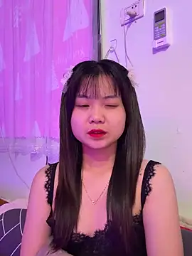 Snapshot of Maeve2k5 chatting on October 31, 2025, 11:00 pm Maeve2k5 online show from October 31, 2025, 11:00 pm