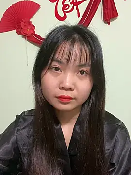 Maeve2k5 online show from March 4, 2025, 1:34 am