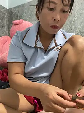 Linaannn online show from October 16, 2025, 12:02 pm