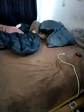 Snapshot of Convertiblechulo chatting on March 8, 2026, 5:11 am Convertiblechulo online show from March 8, 2026, 5:11 am