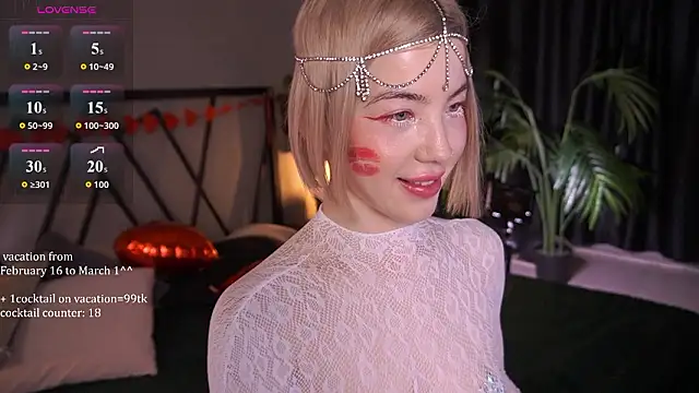 Snapshot of LindaThacker chatting on February 15, 2026, 4:35 am LindaThacker online show from February 15, 2026, 4:35 am