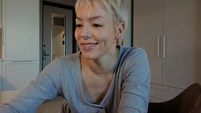 Snapshot of spiklencii chatting on June 20, 2026, 4:23 pm spiklencii online show from June 20, 2026, 4:23 pm