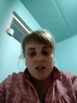 CoddessCrystal online show from October 27, 2025, 5:03 pm