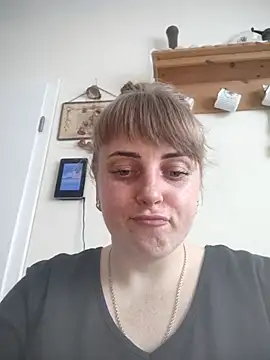 CoddessCrystal online show from May 18, 2026, 7:24 am