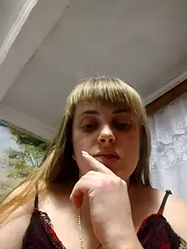 CoddessCrystal online show from November 22, 2025, 7:02 pm