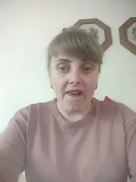 CoddessCrystal online show from June 12, 2026, 12:58 pm
