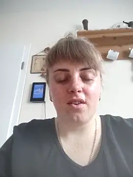 CoddessCrystal online show from May 17, 2026, 8:14 am
