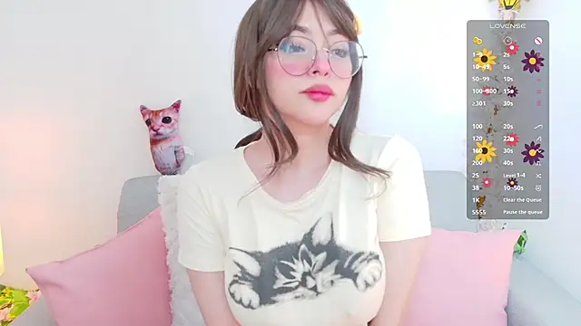 Kasumikimura online show from May 3, 2026, 6:29 am