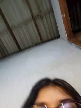 Snapshot of ariannazinha chatting on December 13, 2025, 8:04 pm ariannazinha online show from December 13, 2025, 8:04 pm