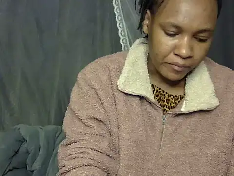Snapshot of Jay_Vee chatting on June 17, 2026, 6:46 am Jay Vee online show from June 17, 2026, 6:46 am