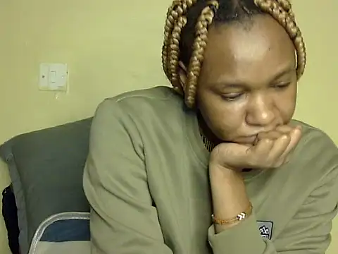 Snapshot of Jay_Vee chatting on July 14, 2026, 5:01 am Jay Vee online show from July 14, 2026, 5:01 am