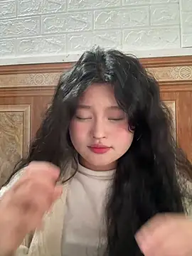 Snapshot of Anges893 chatting on October 8, 2025, 2:46 am Anges893 online show from October 8, 2025, 2:46 am