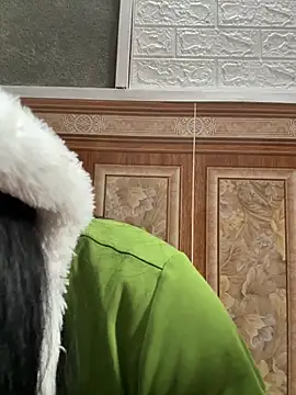 Snapshot of Anges893 chatting on November 9, 2025, 4:27 am Anges893 online show from November 9, 2025, 4:27 am