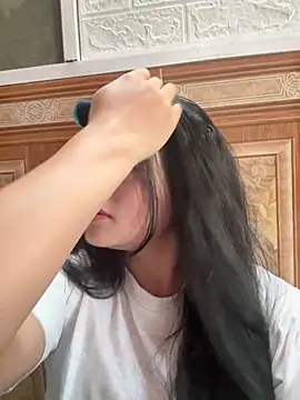 Snapshot of Anges893 chatting on October 9, 2025, 2:23 am Anges893 online show from October 9, 2025, 2:23 am