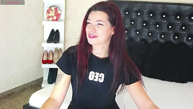 Snapshot of Allisonn223 chatting on October 17, 2025, 12:40 pm Allisonn223 online show from October 17, 2025, 12:40 pm