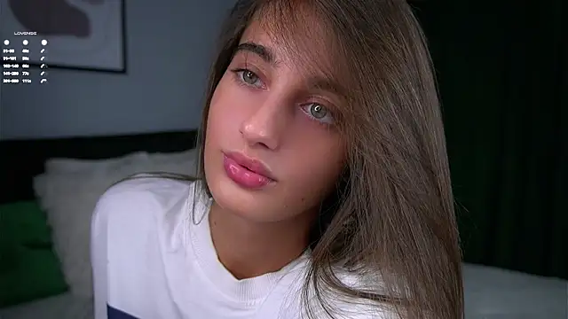 Snapshot of PiquingOgalala chatting on October 20, 2025, 12:56 am PiquingOgalala online show from October 20, 2025, 12:56 am