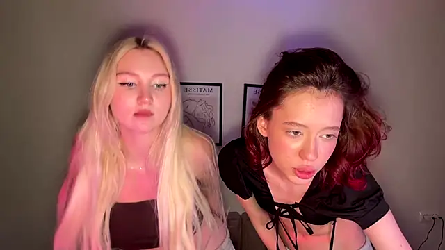 Snapshot of LunaLissa chatting on December 3, 2024, 3:50 pm LunaLissa online show from December 3, 2024, 3:50 pm