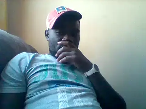 Snapshot of ClinDi chatting on December 3, 2025, 12:15 pm ClinDi online show from December 3, 2025, 12:15 pm