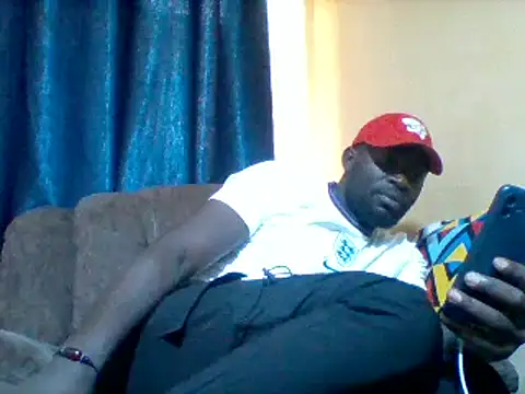 Snapshot of ClinDi chatting on November 14, 2025, 12:09 pm ClinDi online show from November 14, 2025, 12:09 pm
