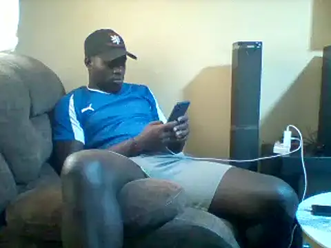 Snapshot of ClinDi chatting on October 23, 2025, 12:15 pm ClinDi online show from October 23, 2025, 12:15 pm