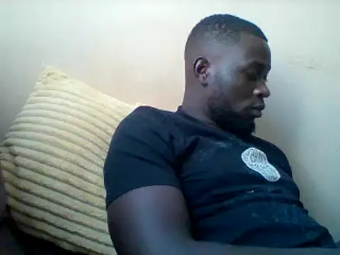 Snapshot of ClinDi chatting on November 17, 2025, 12:09 pm ClinDi online show from November 17, 2025, 12:09 pm