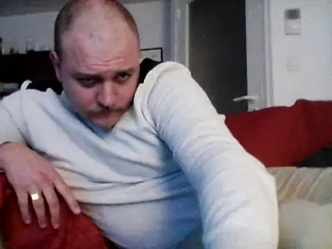 Snapshot of QueueFrenchie chatting on December 7, 2024, 3:47 pm QueueFrenchie online show from December 7, 2024, 3:47 pm