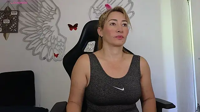 avatomas 02 online show from May 3, 2026, 1:58 pm