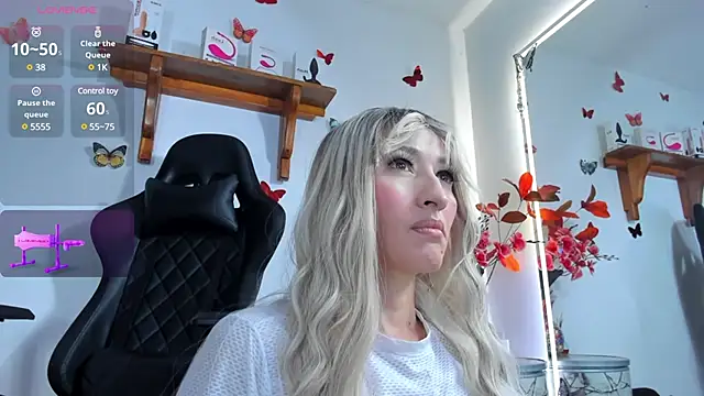 Snapshot of avatomas_02 chatting on March 10, 2025, 2:39 am avatomas 02 online show from March 10, 2025, 2:39 am