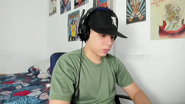 Snapshot of nathan_x1 chatting on December 4, 2025, 7:35 pm nathan x1 online show from December 4, 2025, 7:35 pm