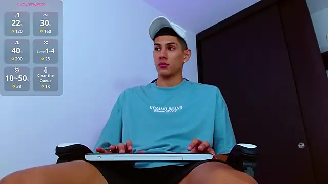 Valerio 20 online show from February 15, 2025, 8:23 pm