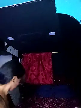 Snapshot of AdelinaMiran90 chatting on October 23, 2025, 3:27 am AdelinaMiran90 online show from October 23, 2025, 3:27 am