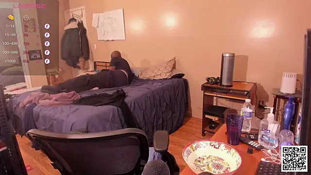 MrChuckDailyXXX online show from December 8, 2024, 2:46 am