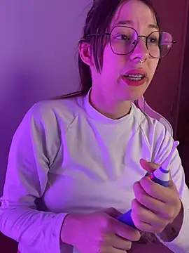 Snapshot of _nobara__ chatting on February 6, 2025, 7:13 am nobara online show from February 6, 2025, 7:13 am