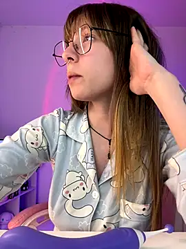 Snapshot of _nobara__ chatting on October 23, 2025, 2:43 am nobara online show from October 23, 2025, 2:43 am