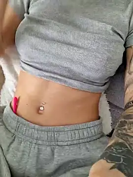 Snapshot of EileX_official chatting on March 20, 2026, 7:53 am EileX official online show from March 20, 2026, 7:53 am