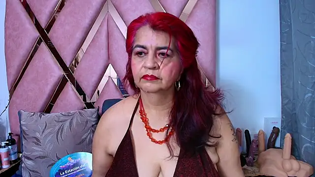 Snapshot of RoxetteMature chatting on July 23, 2026, 12:13 pm RoxetteMature online show from July 23, 2026, 12:13 pm