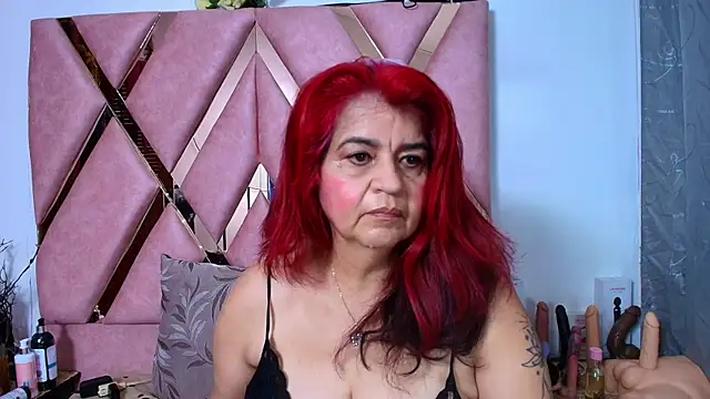 Snapshot of RoxetteMature chatting on July 22, 2026, 11:45 am RoxetteMature online show from July 22, 2026, 11:45 am