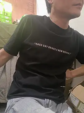 Snapshot of kisstoyousoon2024 chatting on January 8, 2026, 6:52 am kisstoyousoon2024 online show from January 8, 2026, 6:52 am