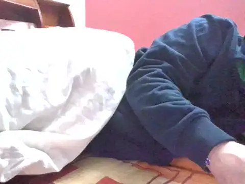 Snapshot of raka120294 chatting on December 30, 2024, 5:55 pm raka120294 online show from December 30, 2024, 5:55 pm