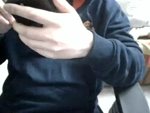 Snapshot of raka120294 chatting on December 31, 2024, 12:25 pm raka120294 online show from December 31, 2024, 12:25 pm