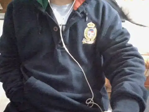 Snapshot of raka120294 chatting on January 8, 2025, 6:09 pm raka120294 online show from January 8, 2025, 6:09 pm