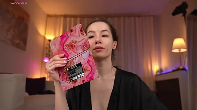 Amely Young online show from May 9, 2026, 2:37 am
