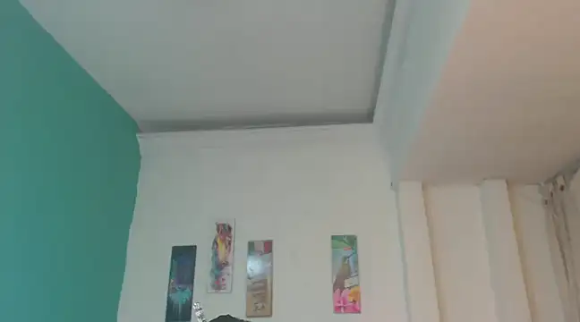 Snapshot of Cinthya-Gomez6 chatting on March 14, 2025, 7:34 pm Cinthya-Gomez6 online show from March 14, 2025, 7:34 pm