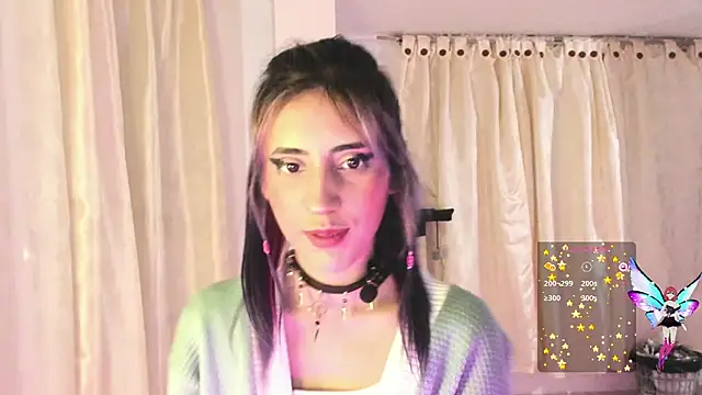 Snapshot of linnie_ chatting on December 11, 2024, 3:02 am linnie  online show from December 11, 2024, 3:02 am