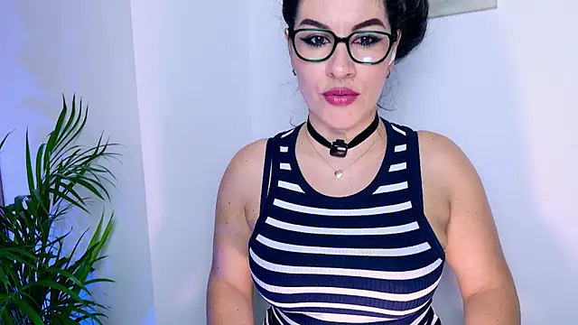 Pamela Rosal online show from April 24, 2026, 12:56 am
