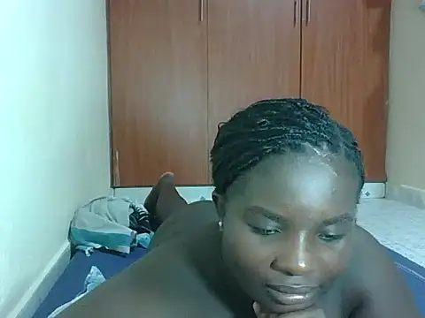 hotebbbyy online show from March 9, 2026, 2:09 pm