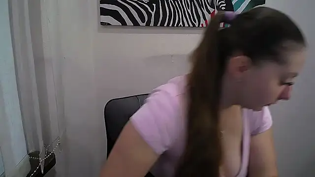  Annabelle Lee online show from October 28, 2025, 7:40 am