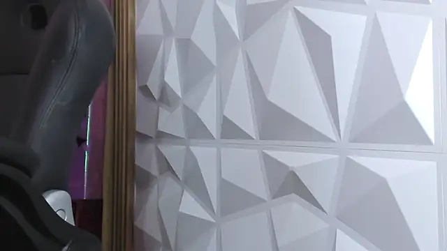 Snapshot of meribeth303av chatting on February 28, 2026, 11:37 pm meribeth303av online show from February 28, 2026, 11:37 pm