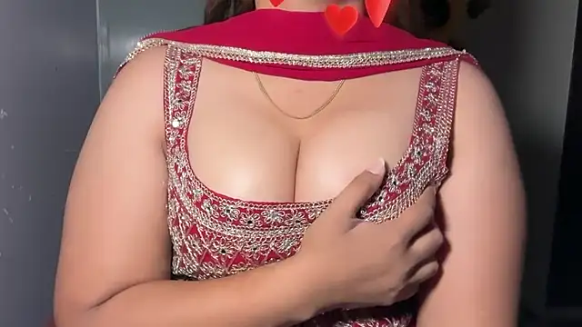Snapshot of KhwahisHH chatting on June 7, 2026, 4:45 pm KhwahisHH online show from June 7, 2026, 4:45 pm